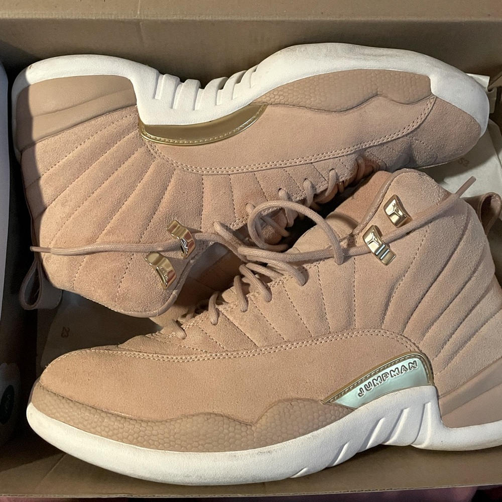 Air Jordans 12 Retro